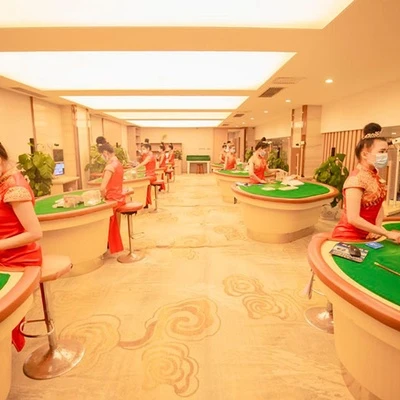 酒店泳池